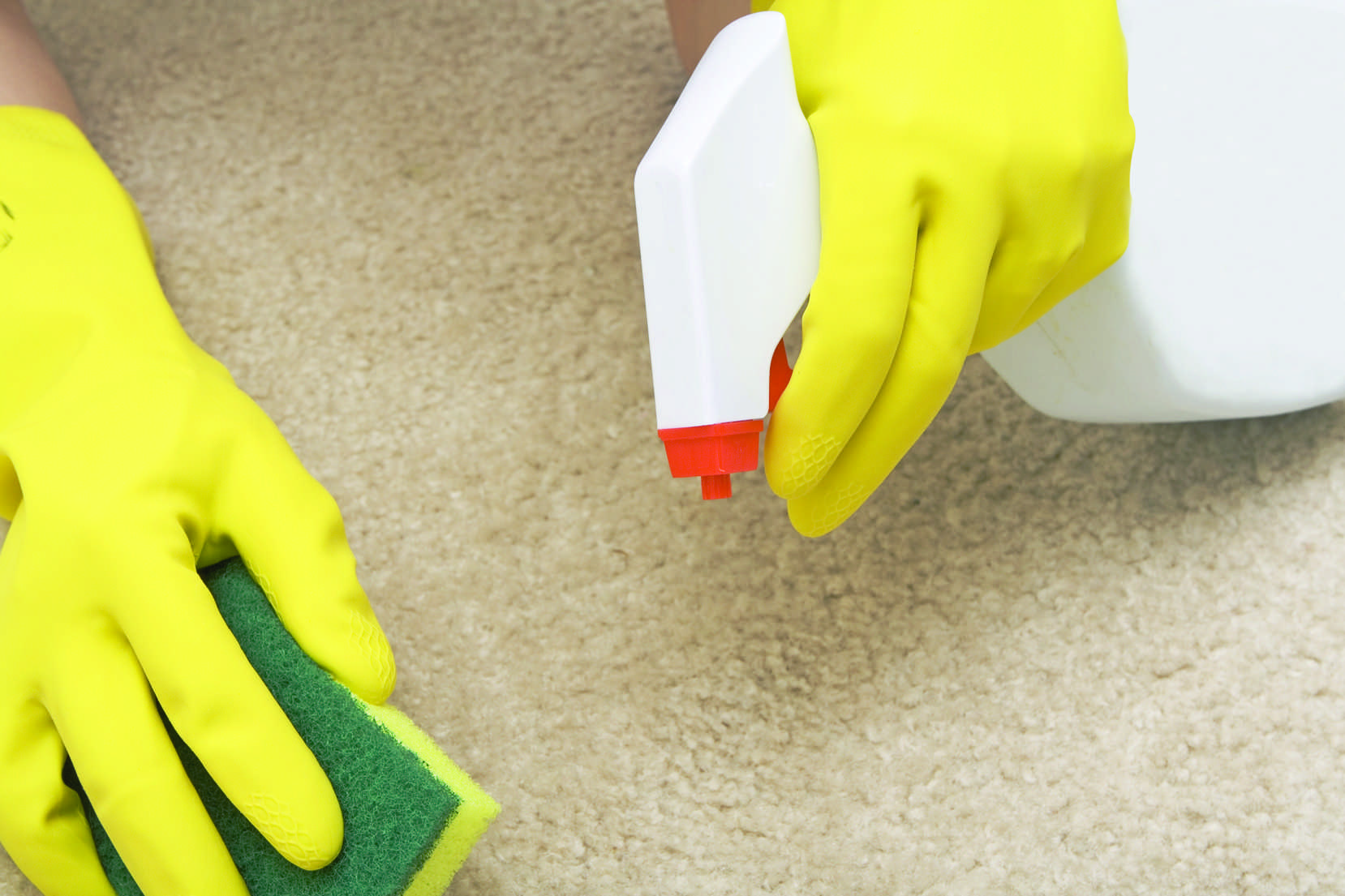 Как избавиться от назойливого запаха краски в квартире после ремонта