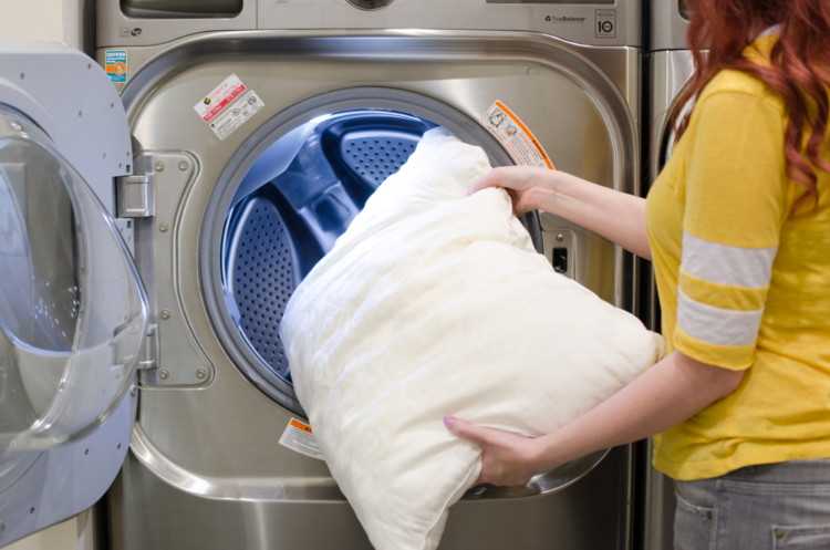 Можно ли стирать одеяло из холлофайбера в стиральной машине автомат