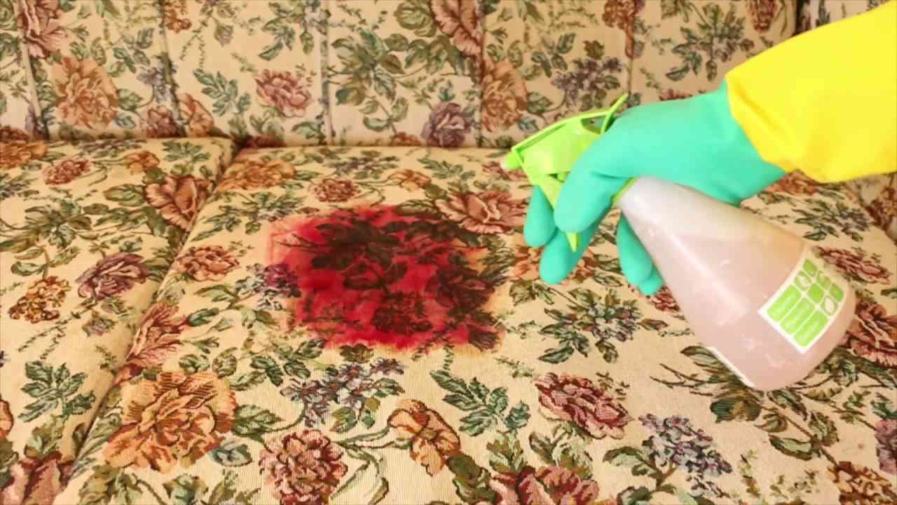 Как почистить диван в домашних условиях: 12 способов для тканевой или кожаной обивки
