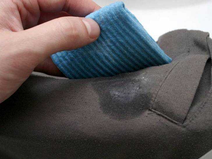 Как отстирать замазку с одежды